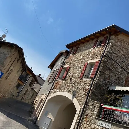 Bed & Breakfast Antiche Mura Puegnago del Garda